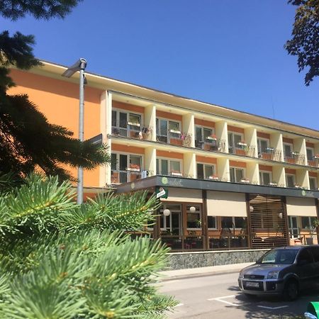 Hotel Rezident Turčianske Teplice 外观 照片